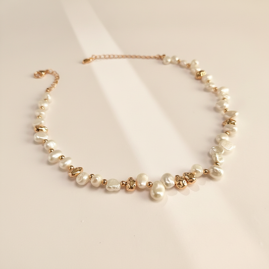Baroque pearl necklace detail high-end